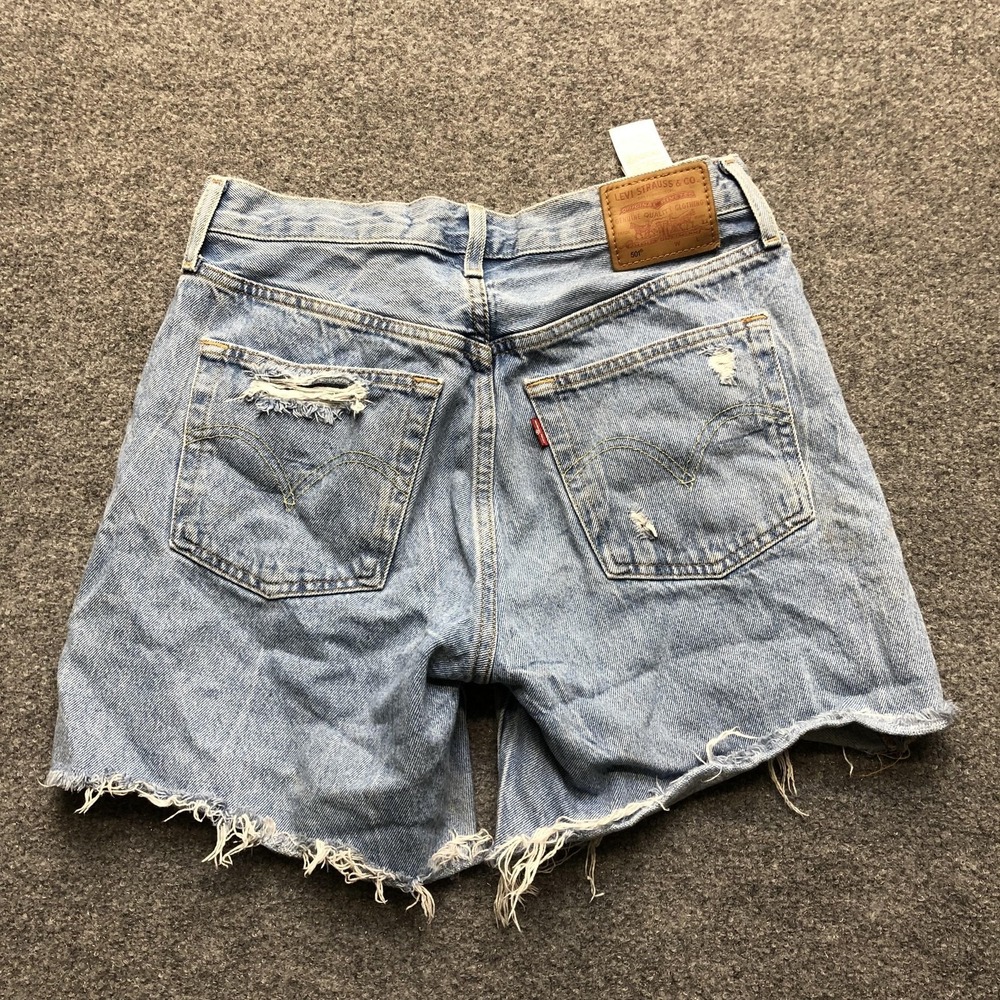 Levis 501 Shorts Womens W26 Blue Denim Cutoff Distressed Ripped Raw Hem - Picture 5 of 7